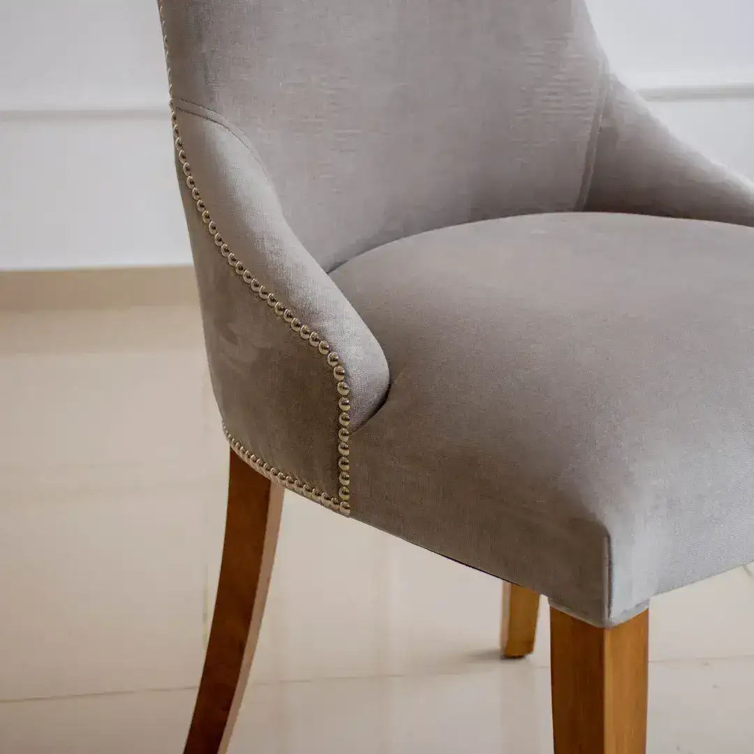 Silla capitone moderna Isabel 5 - SILVINA C MUEBLERIA DECORACION Silla capitone moderna Isabel 5 - SILVINA C MUEBLERIA DECORACION