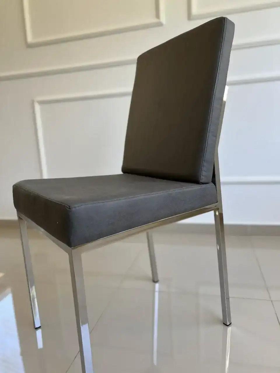 Silla moderna fredda 1 silvina c muebleria decoracion (1) Silla moderna fredda 1 silvina c muebleria decoracion (1)