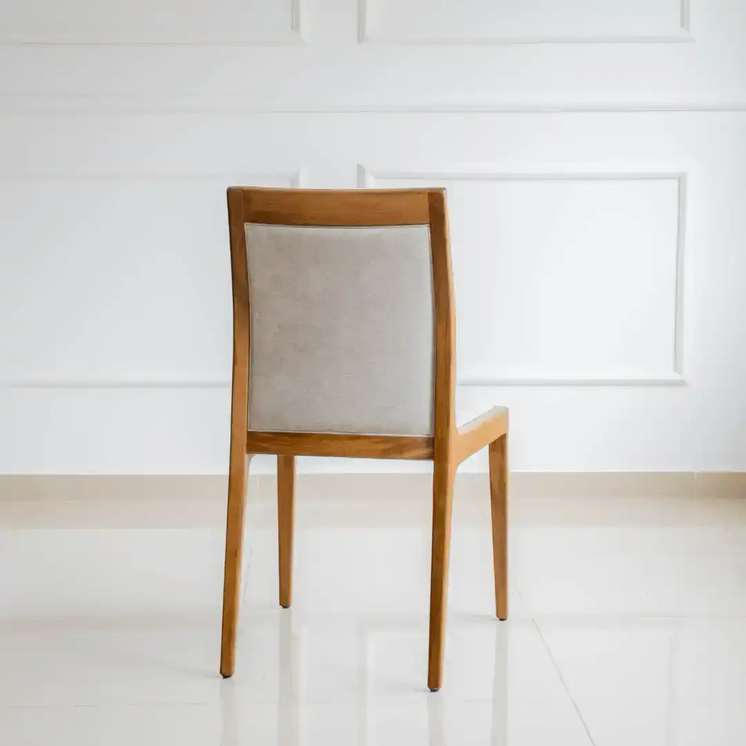 Silla comedor tapizada Moderna Essen - SILVINA C MUEBLERIA DECORACION1 Silla comedor tapizada Moderna Essen - SILVINA C MUEBLERIA DECORACION1