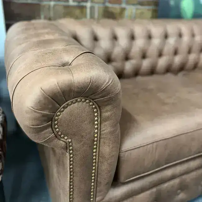 Sillón esquinero Chesterfield 3 cuerpos - SILVINA C 4 Sillón esquinero Chesterfield 3 cuerpos - SILVINA C 4