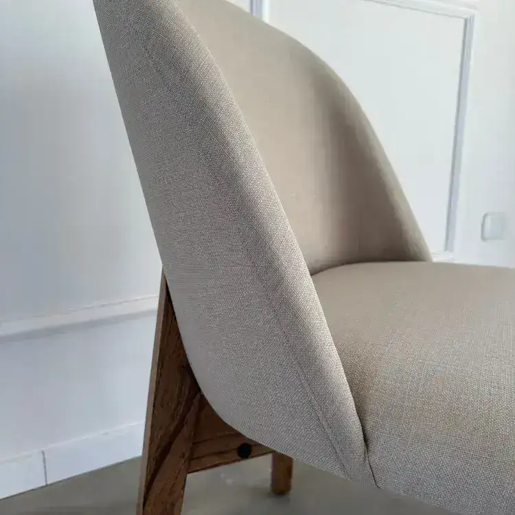 Silla Nórdica madera Paraíso tapizada Sami - SILVINA C Silla Nórdica madera Paraíso tapizada Sami - SILVINA C