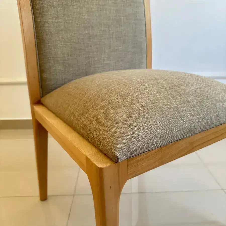 Silla comedor tapizada madera Moderna Tiana - SILVINA C 1 Silla comedor tapizada madera Moderna Tiana - SILVINA C 1