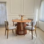 Mesa redonda comedor varillada madera Brasilia