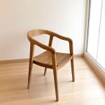 Silla madera Nórdica curvo Bali