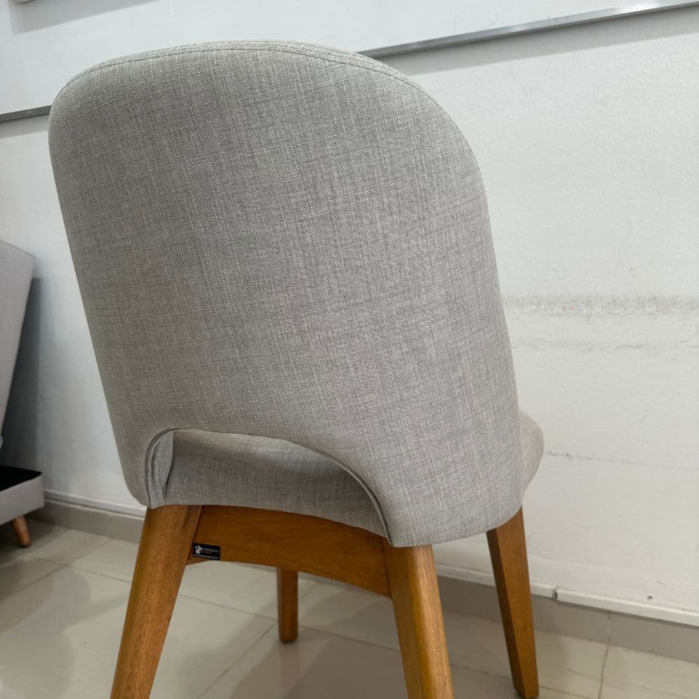 Silla comedor Nórdica tapizada Duna - SILVINA C 6 Silla comedor Nórdica tapizada Duna - SILVINA C 6