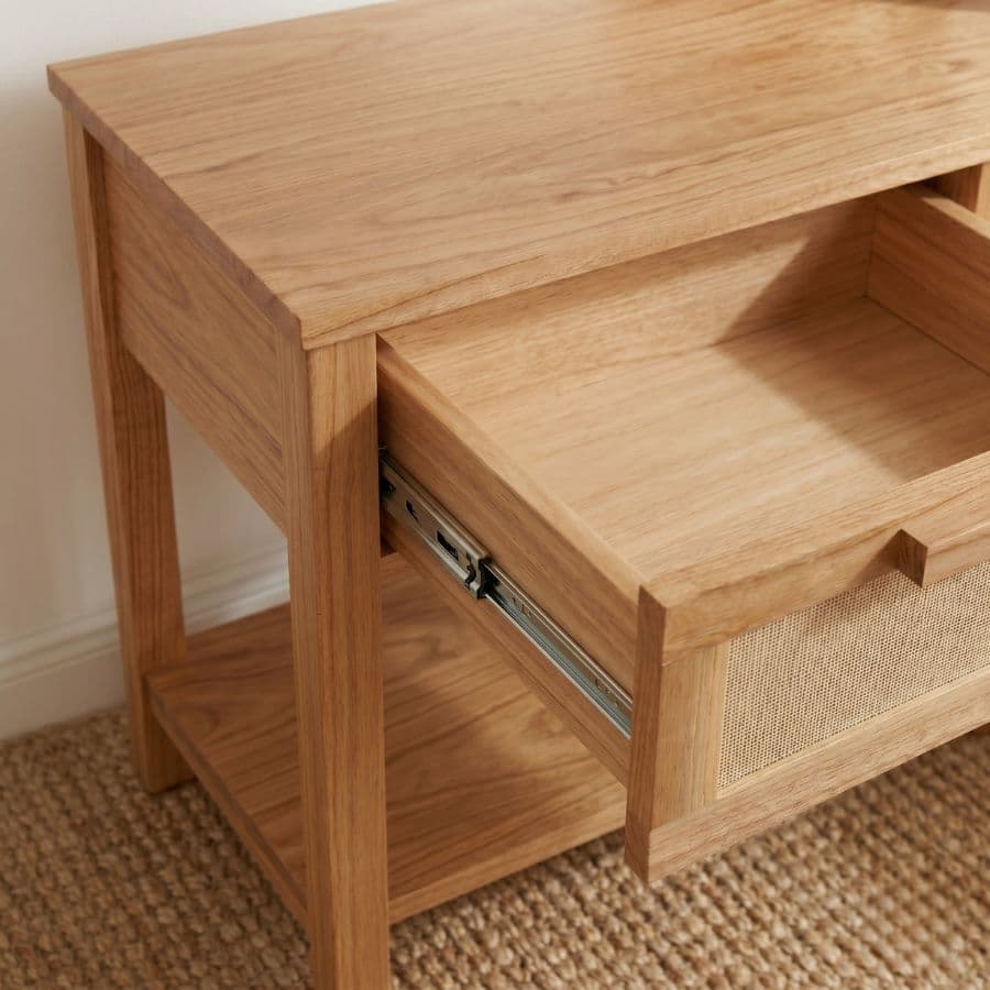 Mesa luz madera Nórdica alpillera Fiama - SILVINA C Mesa luz madera Nórdica alpillera Fiama - SILVINA C